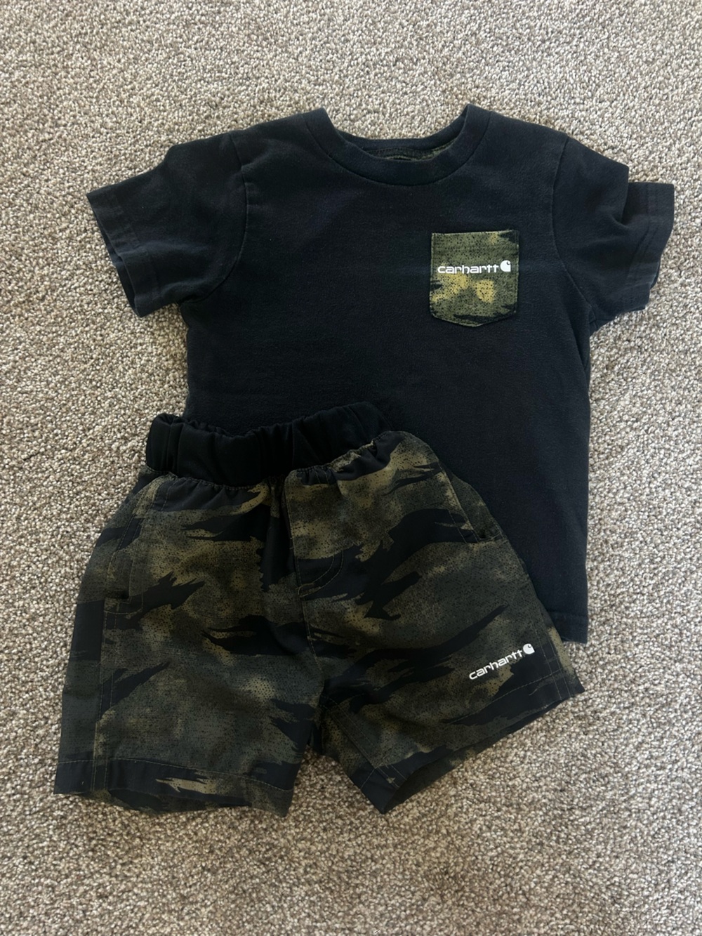 Carhartt Black Tee w matching Camo Shorts Set